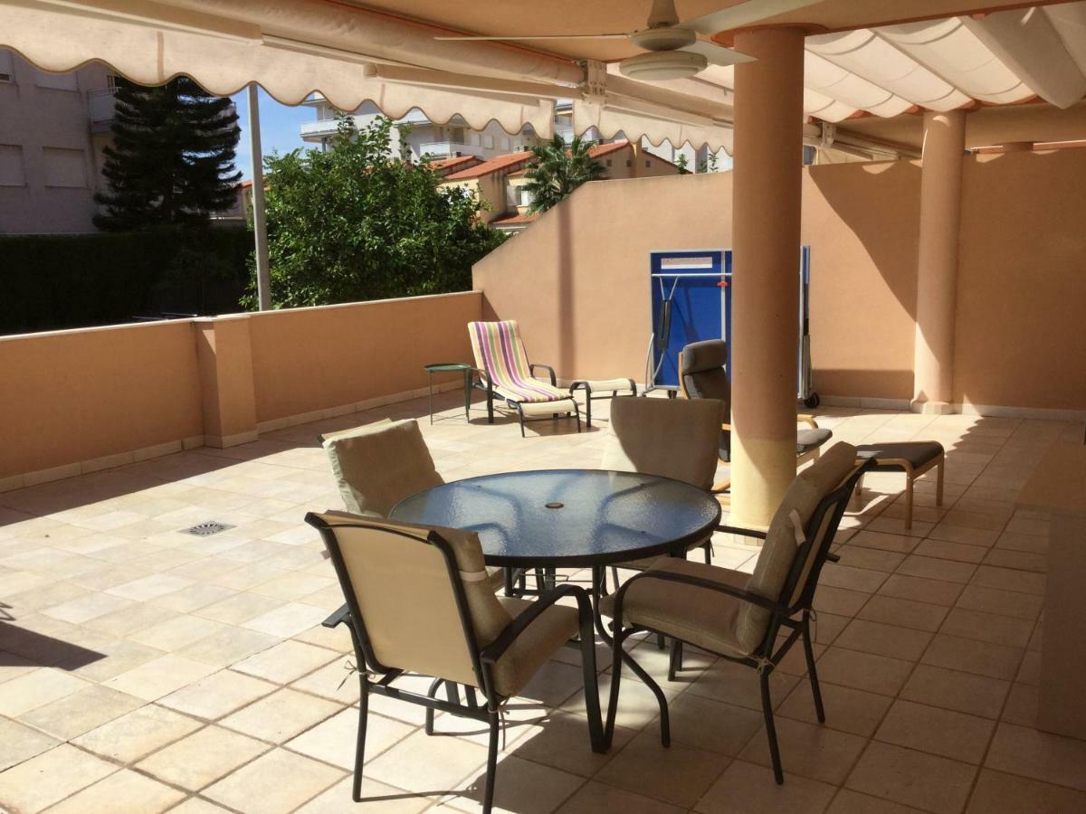 カネット・デ・ベレンゲルResidencial Puerta Del Marアパートメント エクステリア 写真